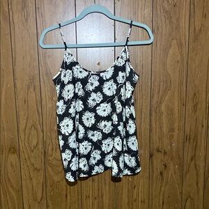 Apt. 9 Black and White Camisole Top